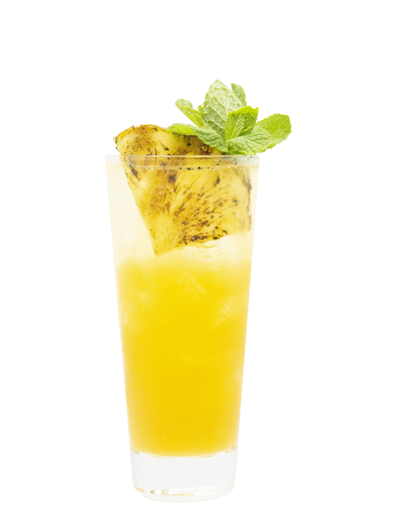 Grilled Pineapple Lemonade Kokteyl