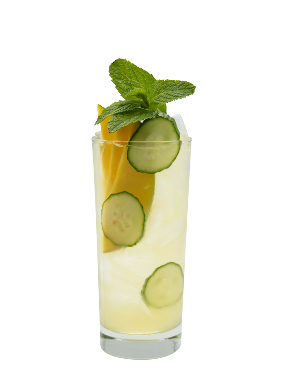 Spicy Mango Cucumber Refresher Alkolsüz Kokteyl