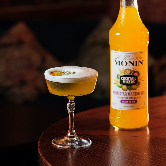 Porno Yıldızı Martini Karışımı Kokteyl