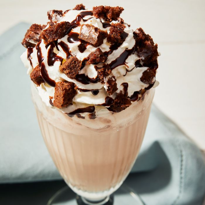 Tuzlu Karamelli Brownie Milkshake