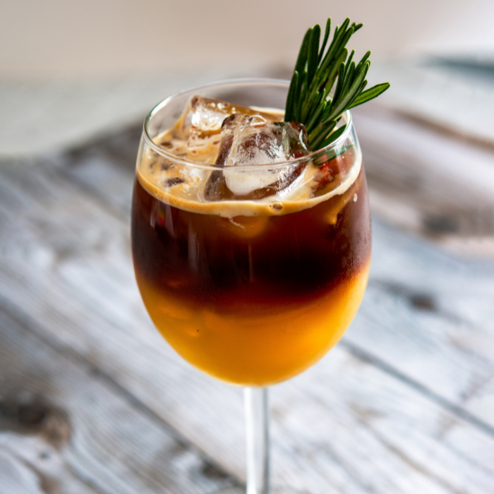 Baharatlı Tutku Espresso Cin Tonik Kokteyl