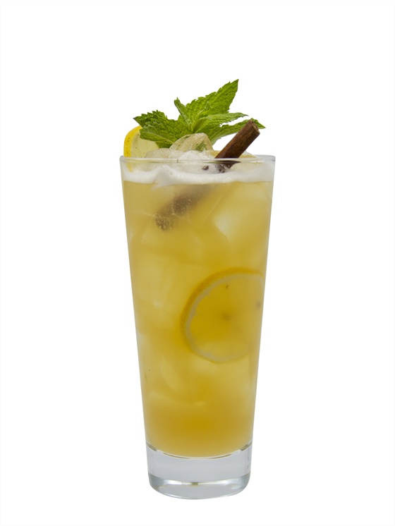Spiked Pumpkin Pineapple Tea (1 gallon) Kokteyl