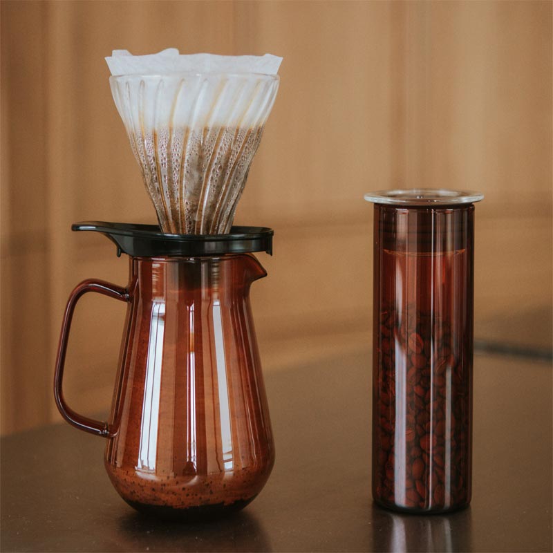 Hario HCT-600-AB Colors Çay Kahve Servis Sürahisi, 600 ml, Amber