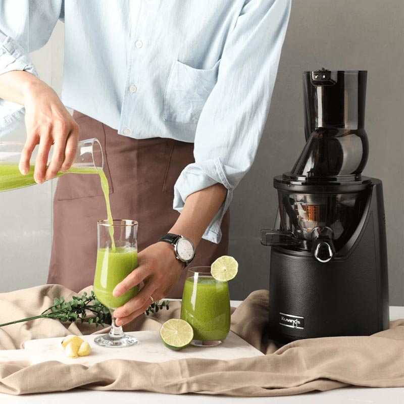 Kuvings EVO820 Slow Juicer Katı Meyve Sıkacağı, Smoothie ve Dondurma Aparatlı, Siyah