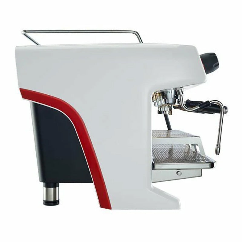 La Cimbali M40 DT/3 Tam Otomatik Turbosteam Espresso Kahve Makinesi, 3 Gruplu, Beyaz