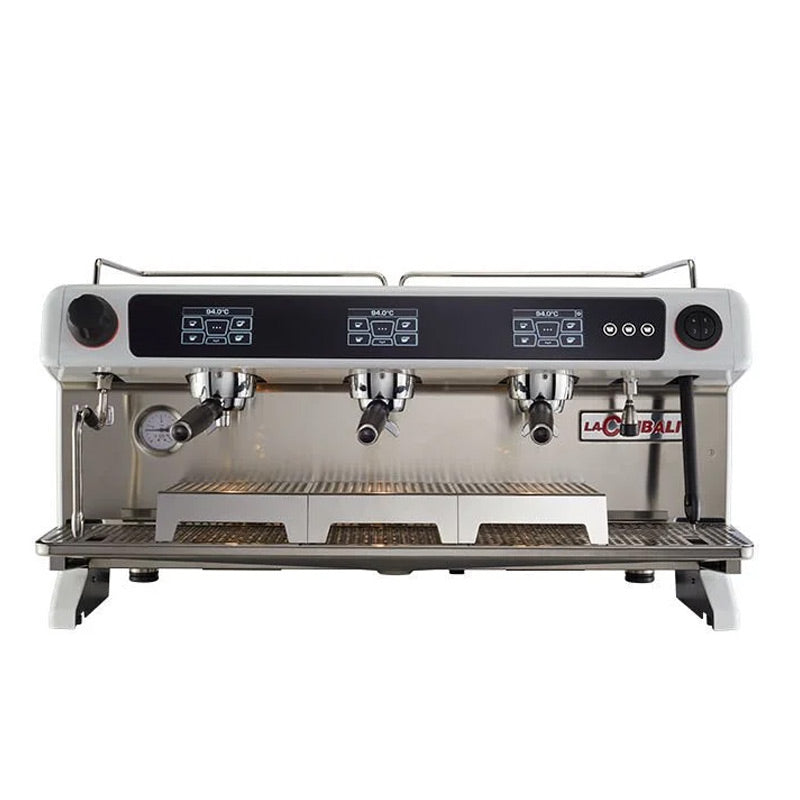 La Cimbali M40 DT/3 Tam Otomatik Turbosteam Espresso Kahve Makinesi, 3 Gruplu, Beyaz
