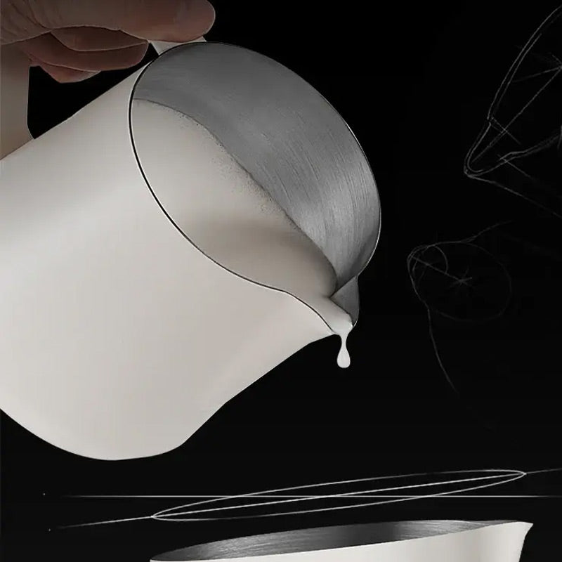 MHW-3Bomber P6847BL Süt Potu Pitcher, 600 ml, Mavi Beyaz