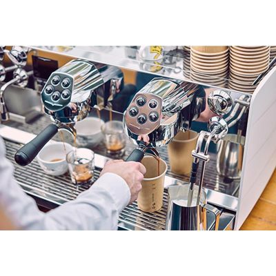 Victoria Arduino Eagle Tempo NEO Espresso Kahve Makinesi, 3 Gruplu, Beyaz